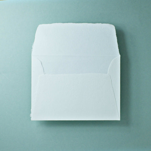 Büttenpapier-Umschlag C6 - Trapezlasche - naturweiß