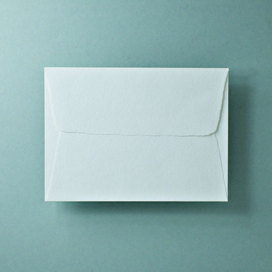 Büttenpapier-Umschlag B6 - Trapezlasche - naturweiß