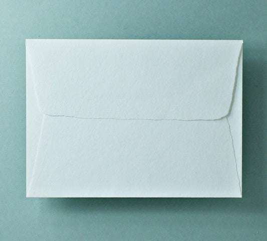 Büttenpapier-Umschlag C5 - Trapezlasche - naturweiß