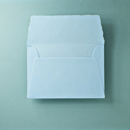Büttenpapier-Umschlag C6 - Trapezlasche - babyblau