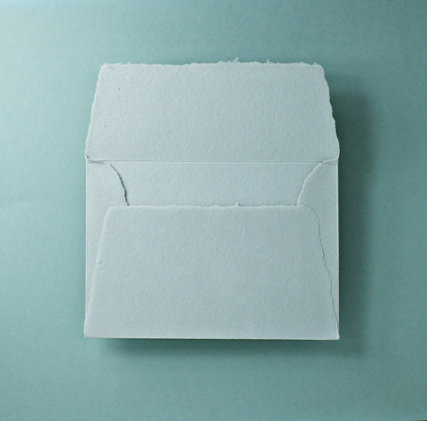 Büttenpapier-Umschlag C6 - Trapezlasche - lichtgrau