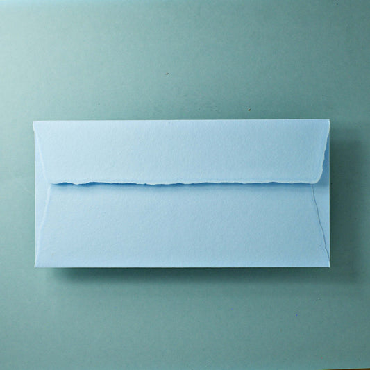 Büttenpapier-Umschlag DIN-lang - Trapezlasche - babyblau