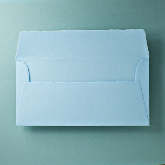 Büttenpapier-Umschlag DIN-lang - Trapezlasche - babyblau