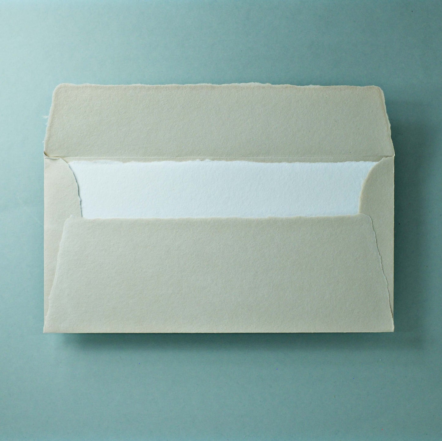 Büttenpapier-Umschlag DIN-lang - Trapezlasche - sand
